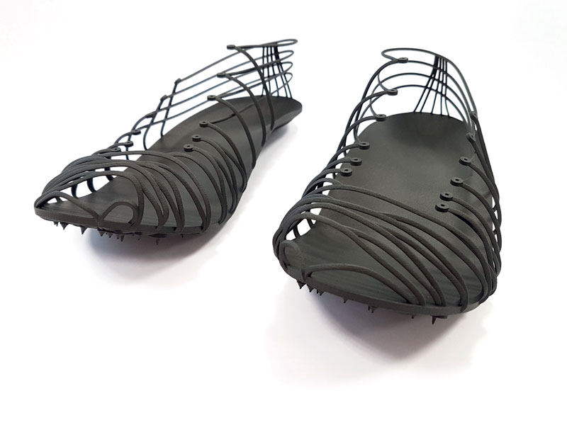 CRP Technology ha realizzato in un pezzo singolo la struttura portante della scarpa d’atletica: suola, intersuola, chiodi e nervature.