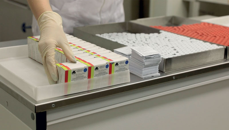 Il vaccino russo GamEvac è il primo vaccino ufficialmente registrato al mondo e approvato per uso clinico per la prevenzione della febbre emorragica solitamente fatale causata dal virus Ebola
