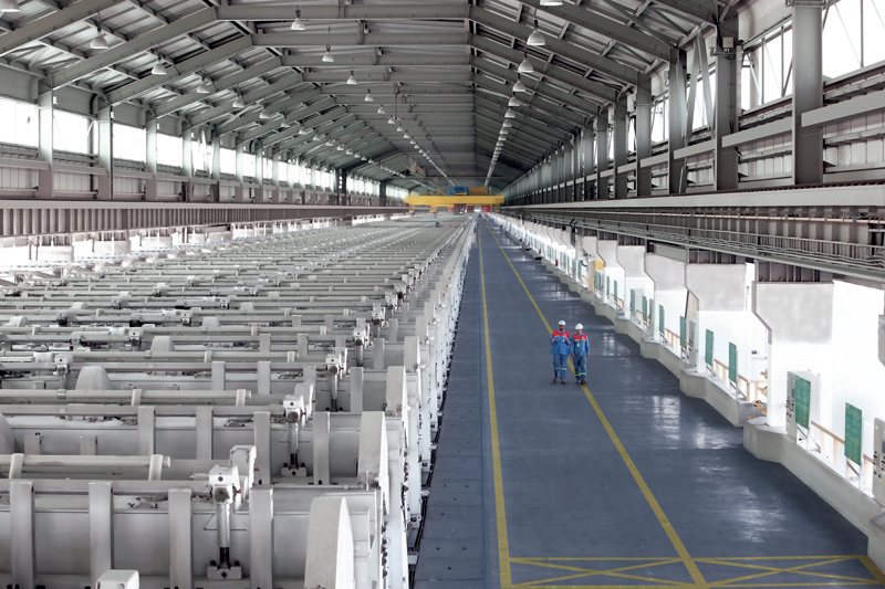Potline at EGA’s Al Taweelah smelter (Abu Dhabi)