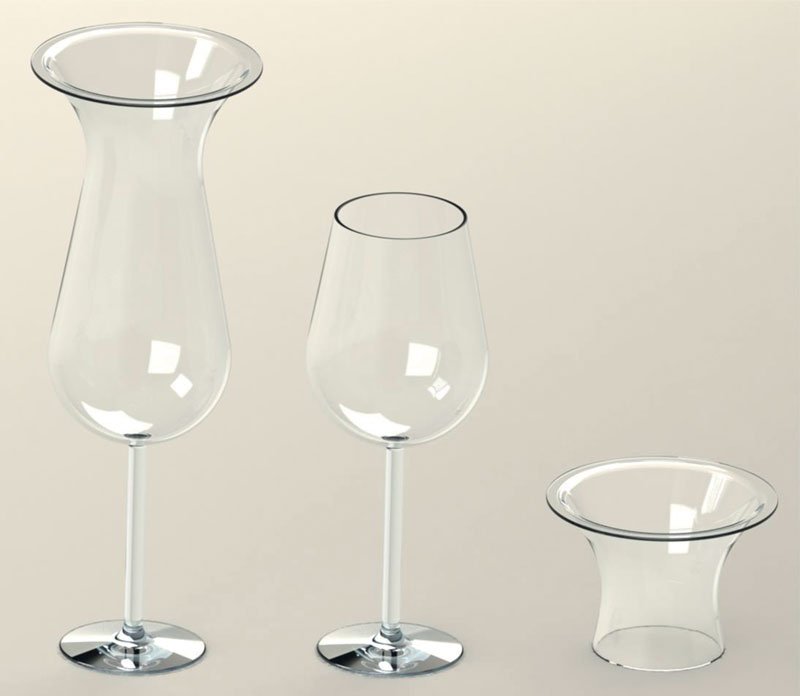 Un bicchiere da vino prima e dopo la rimozione del tappo.