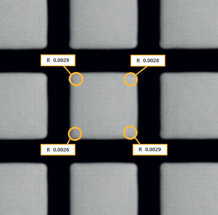 5. Esempio delle capacità di microlavorazione della società Posalux: fori quadrati 30x30 micron su nitruro di silicio (a, b, c) e “routing” di sonde verticali e MEMS