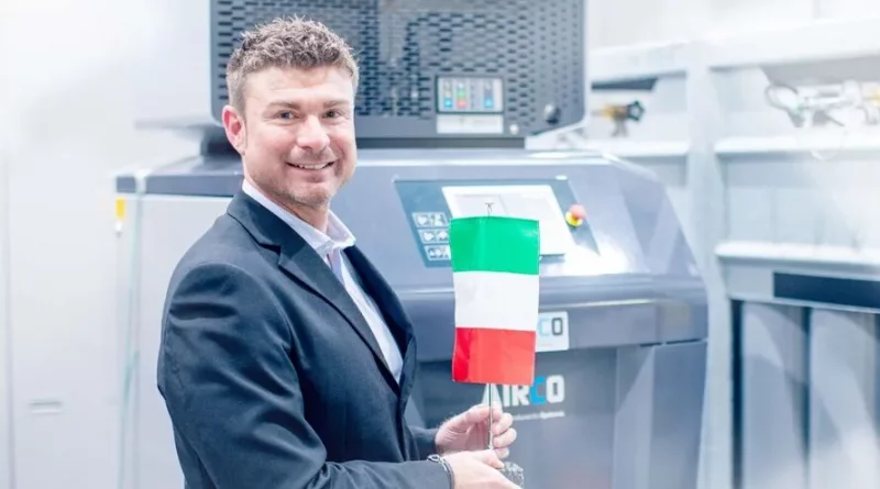Grazie alla joint venture con Airco SystemDruckluft, i clienti Bystronic Italia hanno ora la possibilità di produrre azoto in modo indipendente.