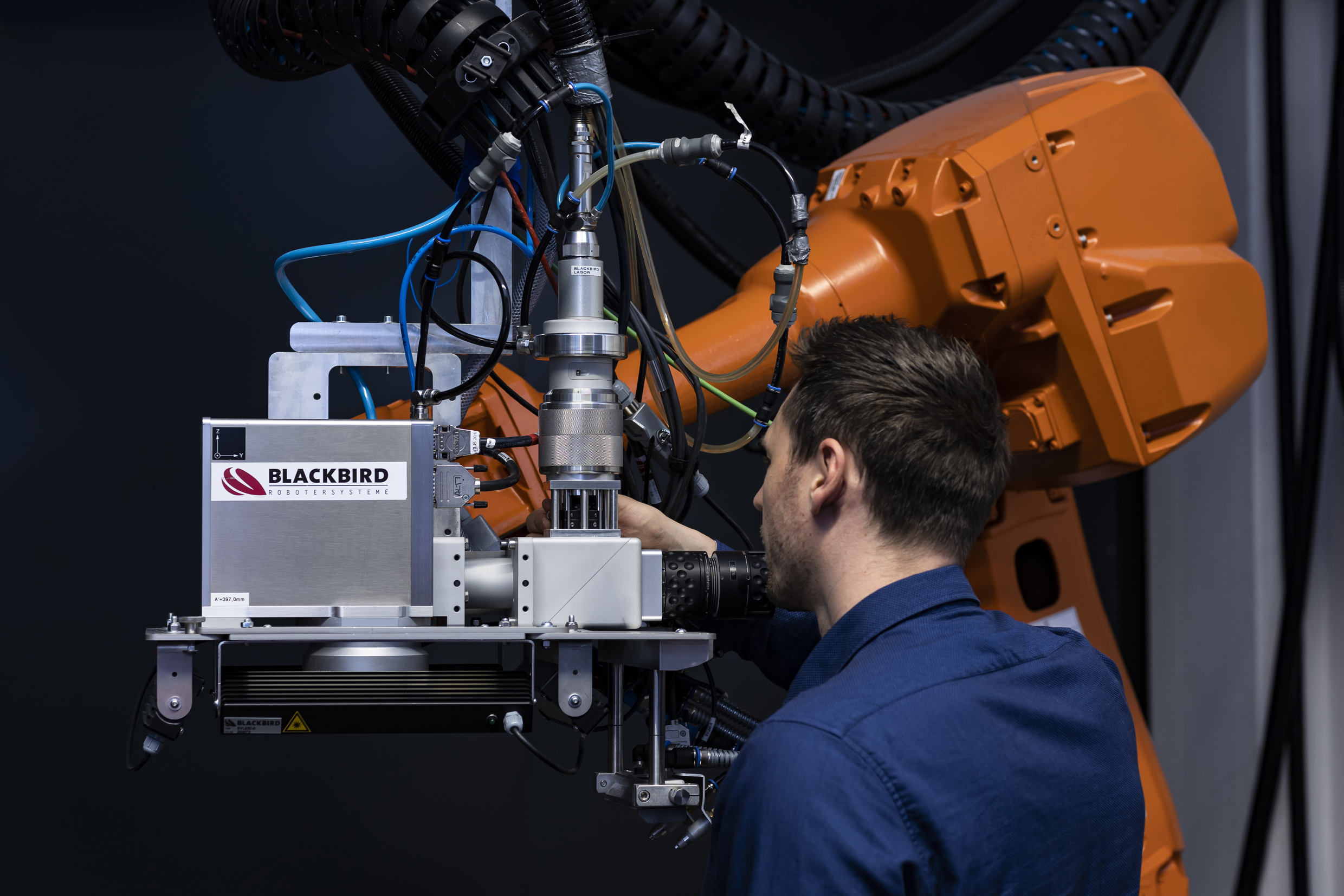 SCANLAB GmbH insieme alle sue società affiliate Blackbird Robotersysteme GmbH e Holo/Or Ltd. sta sviluppando nuovi promettenti concetti di sistema per applicazioni laser come saldatura laser di piastre bipolari e produzione additiva