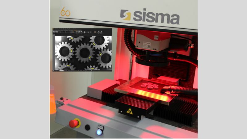 Sistema di riconoscimento automatico e marcatura SISMA su un particolare di ingranaggi su macchina a tre assi.