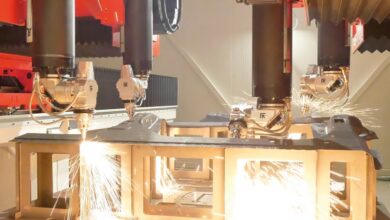 Il cuore di Giga Laser Next è una configurazione unica con quattro teste laser sincronizzate che lavorano simultaneamente sullo stesso pezzo.