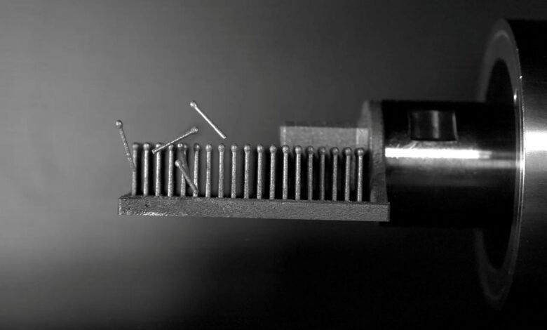 Un metodo sviluppato dal Fraunhofer IAPT automatizza la rimozione delle strutture di supporto, operazione che richiede un notevole impiego di manodopera.