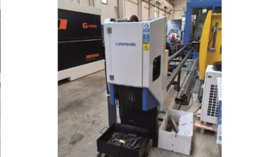Lasersonic LTB 6012 si colloca nella terra di mezzo tra il seghetto meccanico tradizionale e le complesse celle di taglio laser 3D.