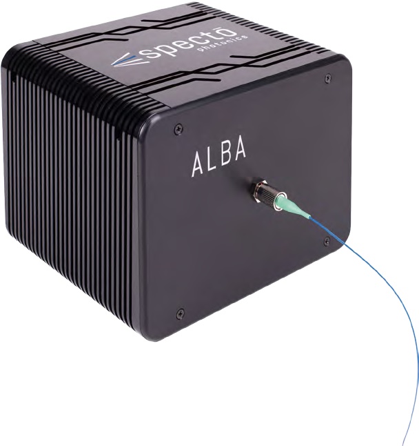 Fig 3. ALBA, spettrometro Brillouin on-chip sviluppato da Specto Photonics. La miniaturizzazione su chip fotonico consente di integrare in un dispositivo compatto l’analisi spettrale ad altissima risoluzione necessaria per la spettroscopia Brillouin.