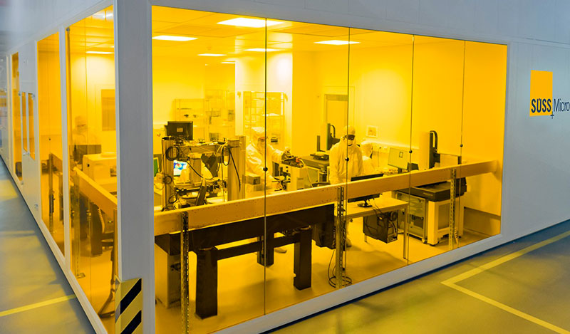 DELO and SUSS MicroTec collaborate with each other to optimise imprint manufacturing processes for the production of wafer-level optics.