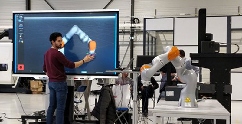 Fuzzy Studio di Fuzzy Logic Robotics riduce i costi della robotica cad Dal CAD al controllo in tempo reale con un solo software 38107 Picture1