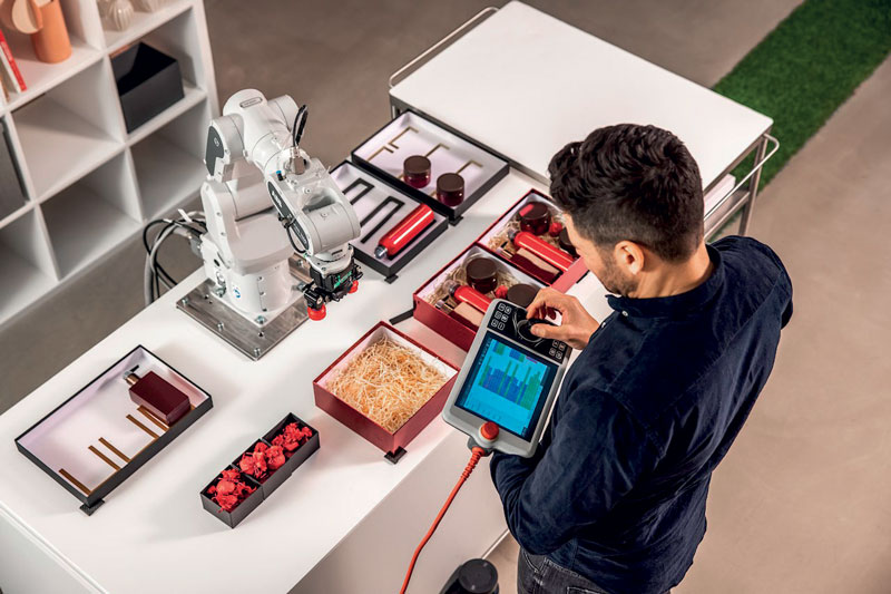 Wizard Easy Programming di ABB rende facile per i non-specialisti automatizzare le loro applicazioni.