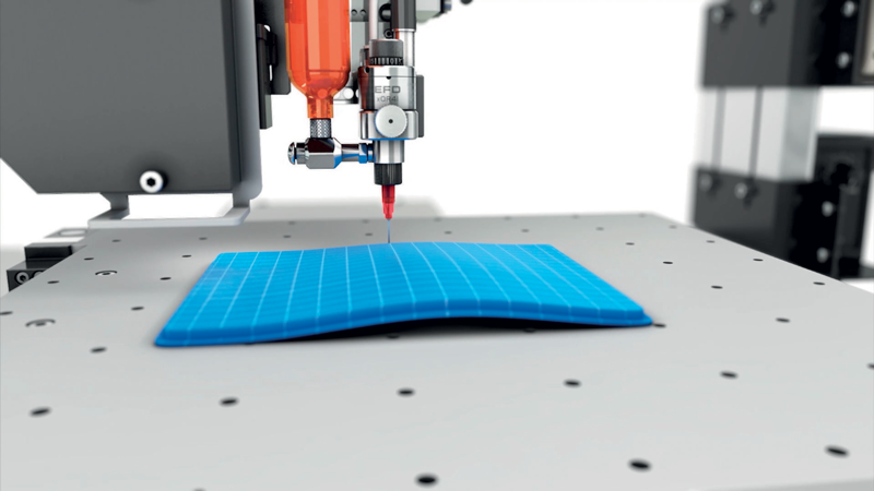 Il sistema laser di rilevamento altezza consente di mantenere la stessa precisione anche in presenza di superfici irregolari.