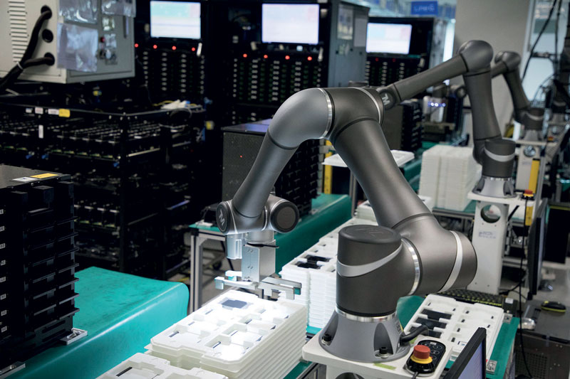 Migliorare l’ospedale con i cobot ospedale Migliorare l’ospedale con i cobot APERTURA SENZA DIDA
