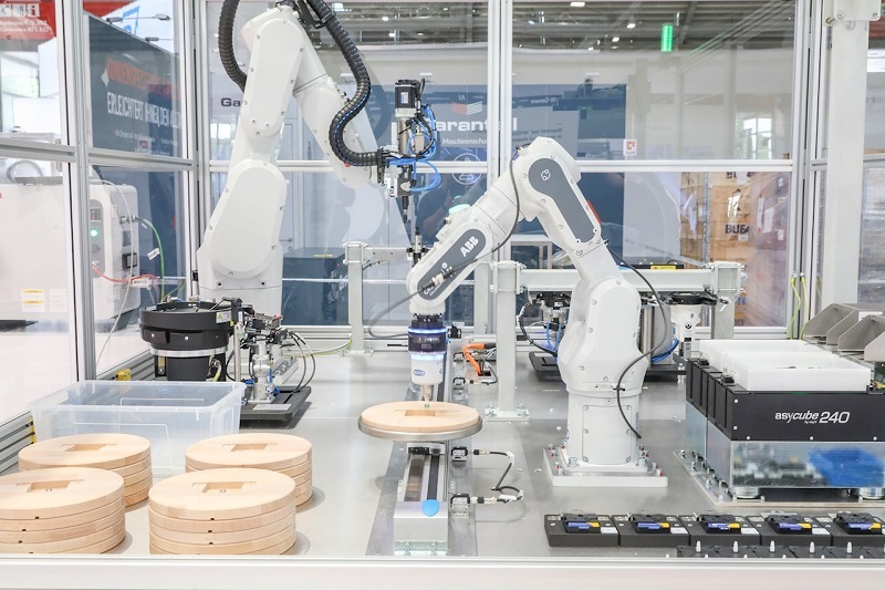 ABB lancia OmniVance Machining Cell e Machining Software, due soluzioni per aumentare velocità e flessibilità di produzione.