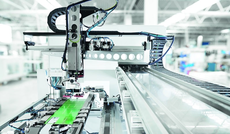 L'esperto di automazione SCHUNK presenta la serie di assi a motore lineare SLD.