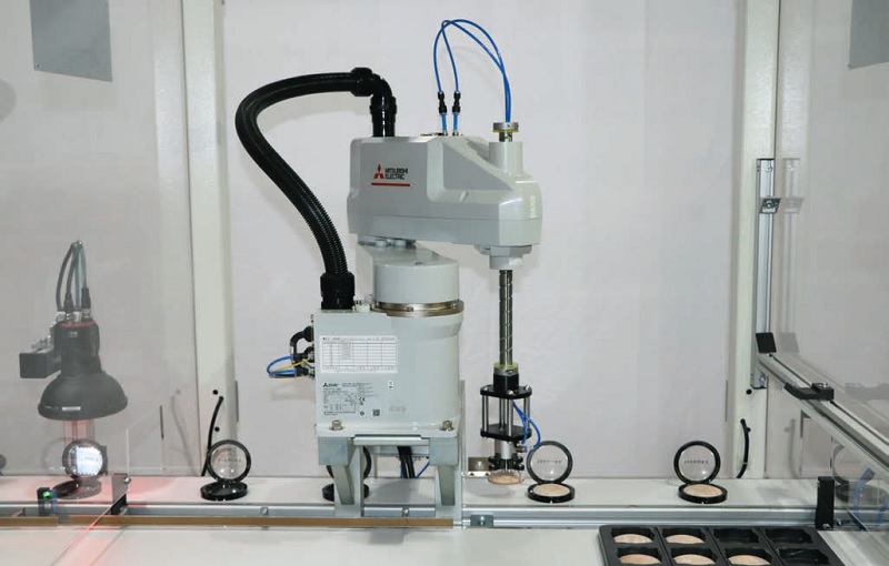 Bellerofonte di Zetapunto è equipaggiata con robot SCARA serie RH-CRH di Mitsubishi Electric.