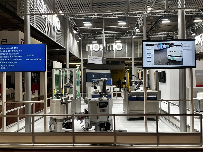 OMRON e Dassault Systèmes hanno voluto dimostrare il potenziale della digitalizzazione del flexible manufacturing.