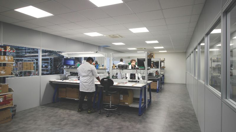 Ogni PC industriale prodotto da Advanced Technologies è sottoposto a test rigorosi, come burn-in test e stress test su campioni, per verificare la stabilità operativa