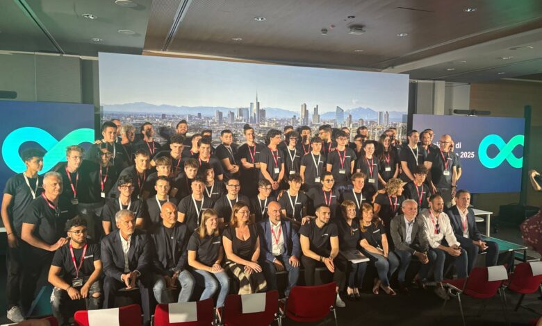 Siemens celebra studenti e scuole nella finale dei Campionati di Automazione 2025 siemens Siemens valorizza i talenti dell’industria del domani Campionati di Automazione Siemens040625 780x470