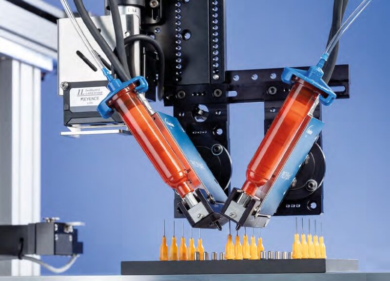 Le soluzioni di dosatura a getto, o senza contatto, offrono capacità di microdeposito, fino a 0,5 nL, che possono essere applicati con precisione fino a 1000 Hz in modo continuo. Queste capacità, unite alla regolazione della corsa a livello di micron (μm), sono ideali per le applicazioni sofisticate senza contatto.