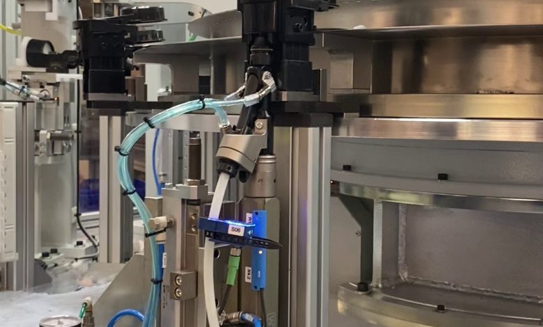 I sistemi automatici autoalimentati WEBER consentono di eseguire operazioni di avvitatura in qualsiasi direzione. weber Avvitare in qualsiasi direzione con WEBER 01 APERTURA 780x470