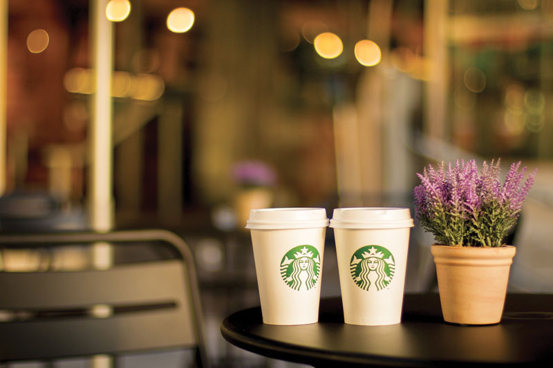 Un esempio virtuoso è Starbucks, leader nel suo segmento di mercato.