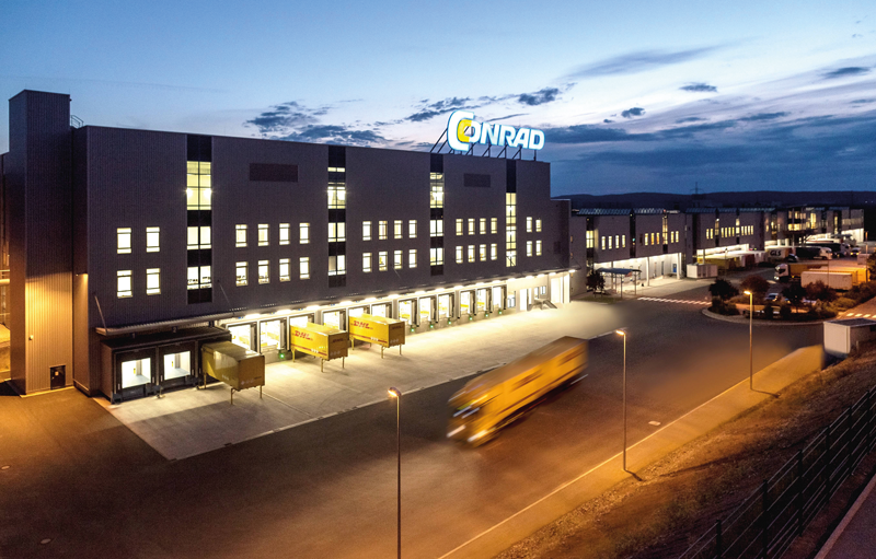 Dal centro logistico di Conrad a Wernberg, in Germania, partono in media 50.000 pacchi al giorno. © Conrad Electronic