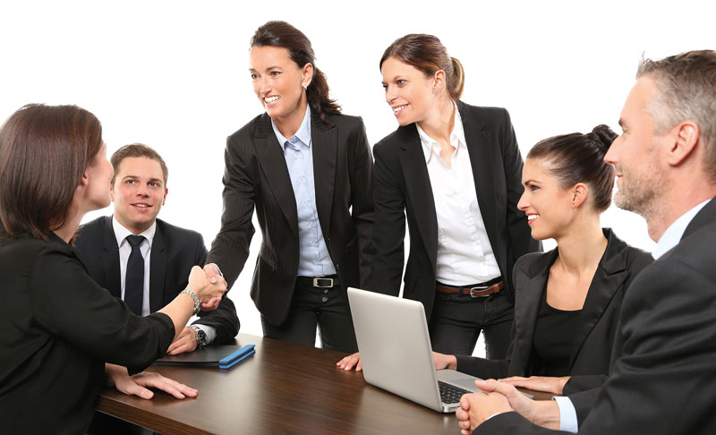 Un vantaggio della servitizzazione è il forte legame che si crea fra le aziende e i clienti.