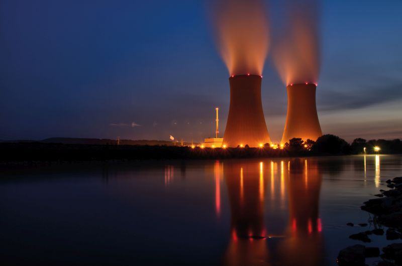 I nuovi reattori di IV generazione basati sulla fissione nucleare offrono caratteristiche di sostenibilità tali, da renderli competitivi rispetto ad altre soluzioni di produzione energetica.