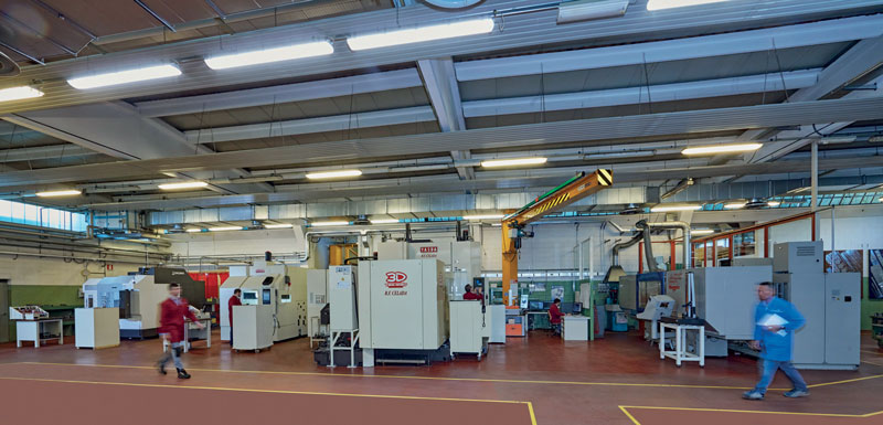 Vista parziale reparto asportazione di truciolo.