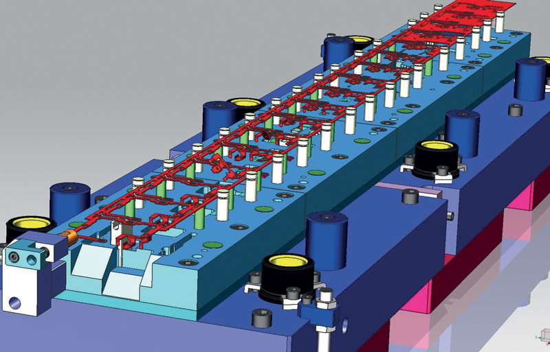 Stampo progressivo a struttura tradizionale per il settore automotive.