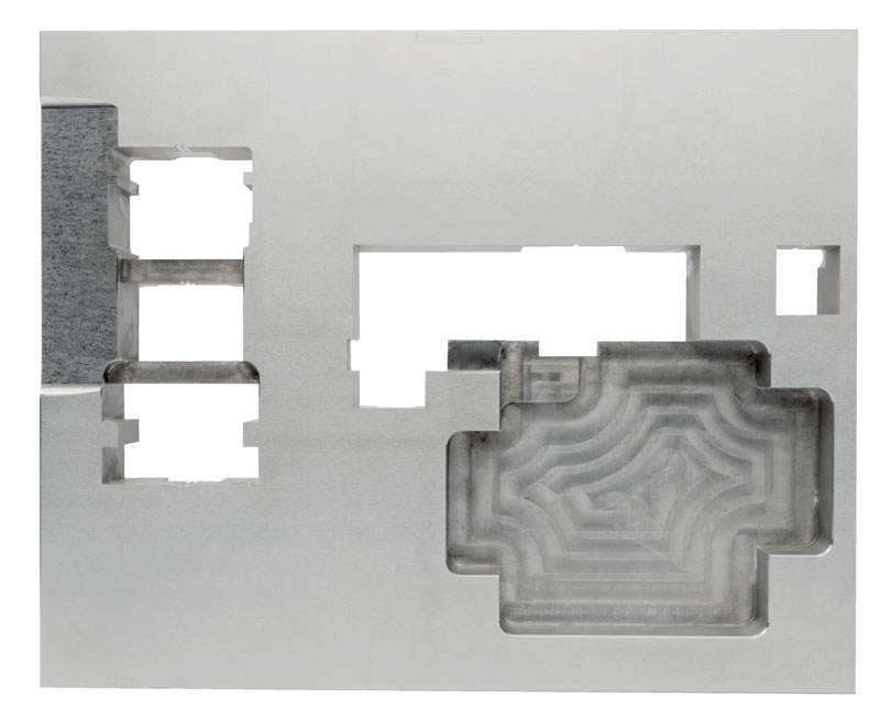 Con Spark Track GF Machining Solutions ha dimostrato come non solo la tecnologia della macchina utensile (quindi la sua parte meccanica, il software, la connettività, ecc.), ma anche il processo stesso dell’elettroerosione siano lungi dal poter essere considerati maturi.