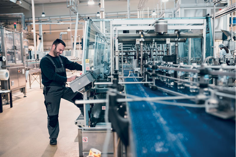 Open Mould abbraccia i principi di Industria 4.0 e rappresenta un nuovo modello di business per la Resource Efficiency a servizio delle Smart Factory.