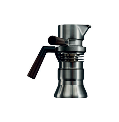9Barista è robusta e portatile come una tradizionale moka, ma produce un espresso di alta qualità attraverso un sistema unico a doppia caldaia.