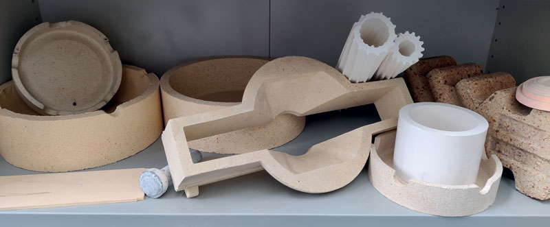 Esempi di componenti in materiale refrattario. Esempi di componenti in materiale refrattario.