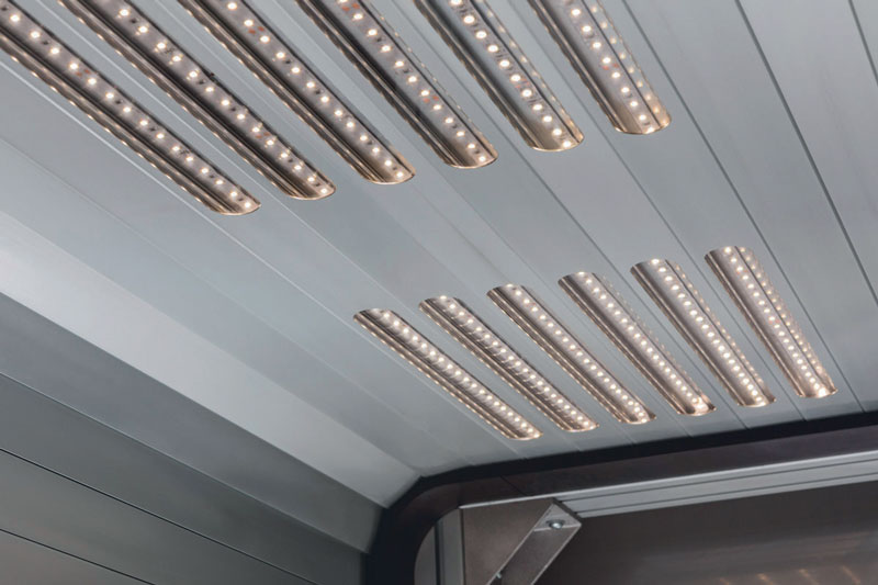P.E.I. propone la versione JM-LED, con sorgenti luminose LED di ultima generazione.