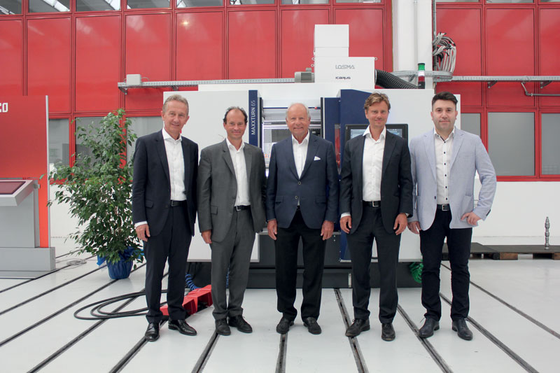 Da sinistra: Stefan Hansch, CEO EMCO; Stefan Kuhn, Günter Kuhn e Andreas Kuhn, proprietari del gruppo EMCO; Ettore Chiosi, CEO di EMCO Sales & Service Italia.