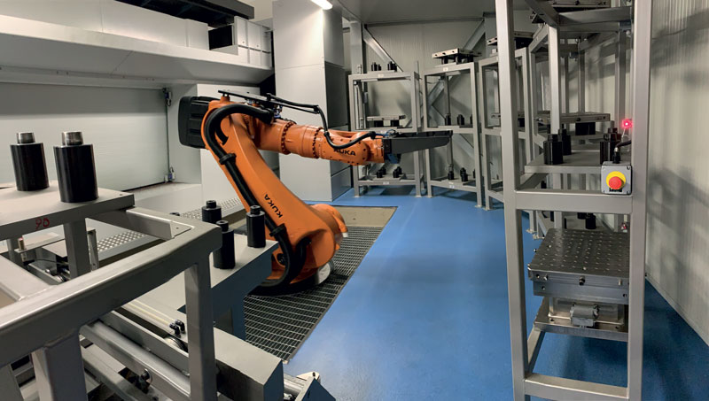 R.S. Meccanica è in grado di lavorare in non presidiato grazie a macchine equipaggiate con sistemi di cambio pallet.