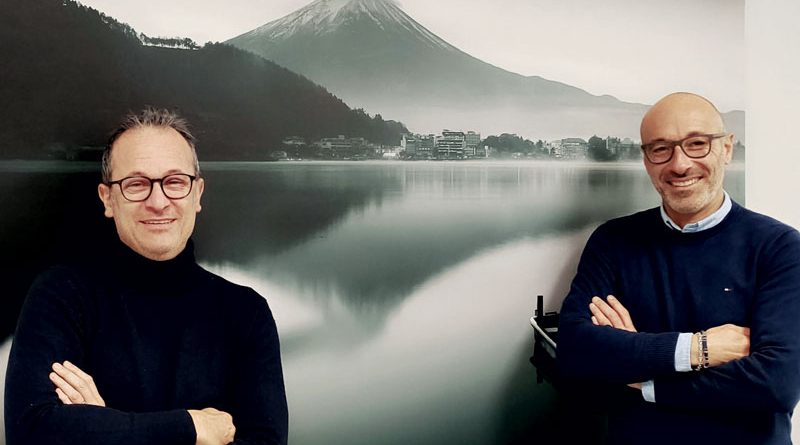 Da sinistra: Enrico Togni, Responsabile della filiale italiana di Moldino, e Gabriele Casanova, Fiels & Sales Coordinator della filiale italiana di Moldino.