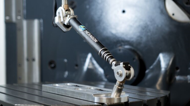 Calibrare macchine utensili di piccole e medie dimensioni con ETALON X-AX LASERBAR