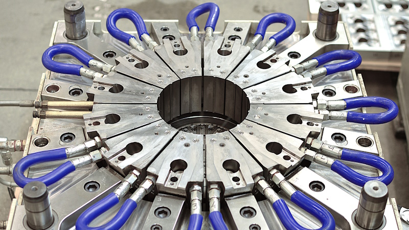 Attiva in numerosi settori industriali