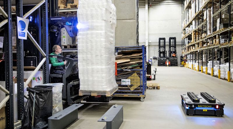 I robot mobili MiR1000 di Mobile Industrial Robots sono stati scelti per il magazzino di ICM a Odense.