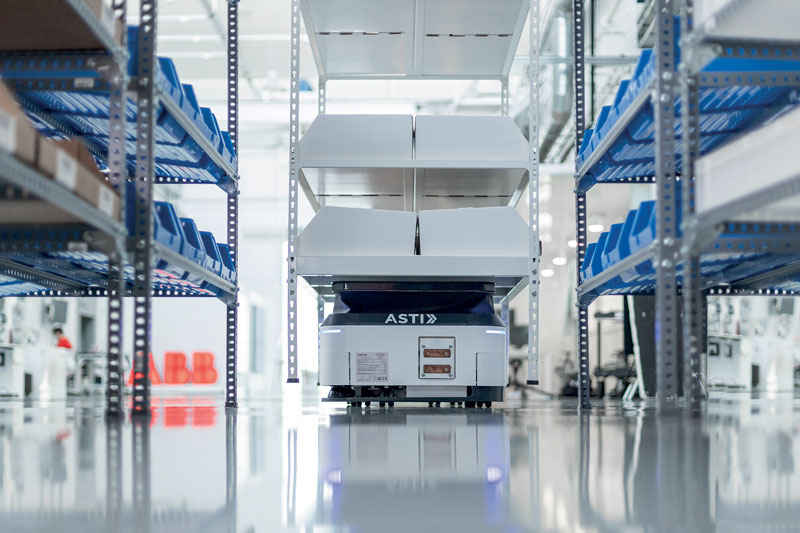 Con questa acquisizione ABB sarà l’unica azienda in grado di offrire un portafoglio di automazione completo, con AMR, robot e automazione di macchina, dalla produzione alla logistica, fino al punto di consumo.