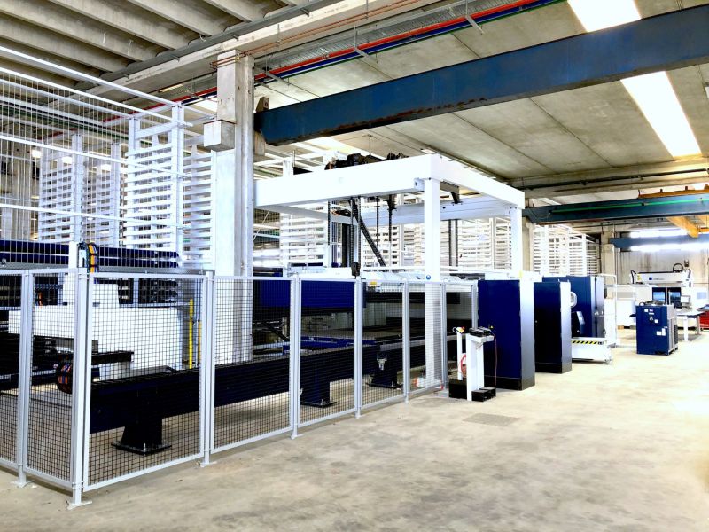 Casta Srl ha una partnership con TRUMPF che ha fornito non solo tecnologie di taglio laser e piega, ma anche l’impianto automatizzato per gestire il magazzino.