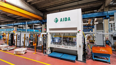 AIDA è stata la prima azienda al mondo a sviluppare e commercializzare servo presse a trasmissione diretta (DSF® - Direct Servo Former)