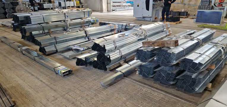 L’impianto taglio laser a fibra Fibermak Thunder fornito da COMAF è ideale per le esigenze produttive di Med Group, che taglia al suo interno tutti i componenti per le strutture metalliche che produce.