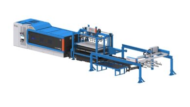 Laser Genius+, la macchina laser 2D proposta da Prima Power a LAMIERA, è equipaggiata con il sistema di carico/scarico automatico Compact Server e il robot PSR 2D