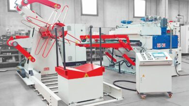 Iron srl ha realizzato una linea modello PENTA per alimentare nastri per la cesoiatura di quadrotti per particolari automotive.