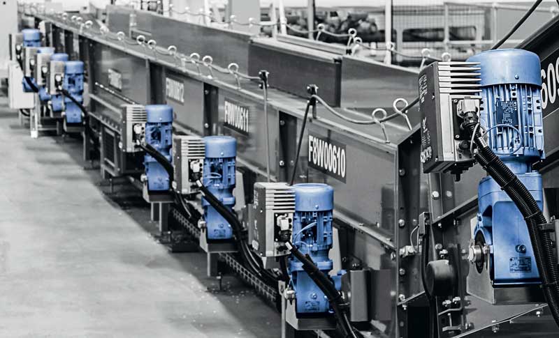La soluzione di intralogistica LogiDrive di NORD è stata progettata per progetti di intralogistica in aeroporti, centri smistamento pacchi, magazzini con scaffali elevati o altri impianti logistici di stoccaggio.