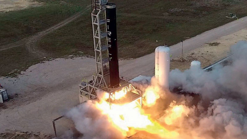 Alpha, di Firefly, è il più grandi razzo al mondo a propulsione liquida interamente in fibra di carbonio.